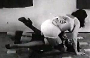 Lezzies get Delight on the Floor (1950s